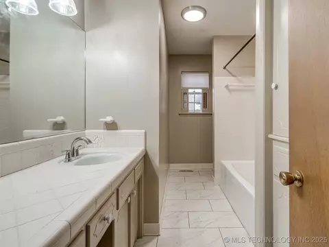1808 E 58th St, Tulsa, OK 74105 photo 34