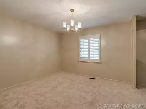 1808 E 58th St, Tulsa, OK 74105 photo 8