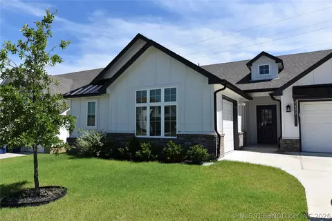 7402 E 89th St N, Owasso, OK 74055