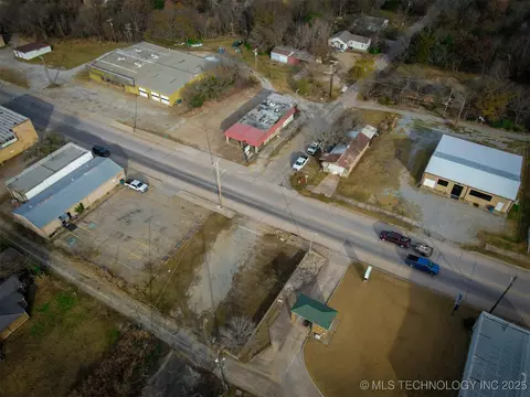 000 E Broadway St, Drumright, OK 74030 photo 5
