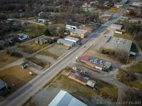 000 E Broadway St, Drumright, OK 74030 photo 3