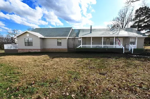 106219 S 4757 Rd, Muldrow, OK 74948