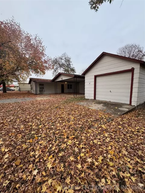 702 S 5th, Davis, OK 73030 photo 23