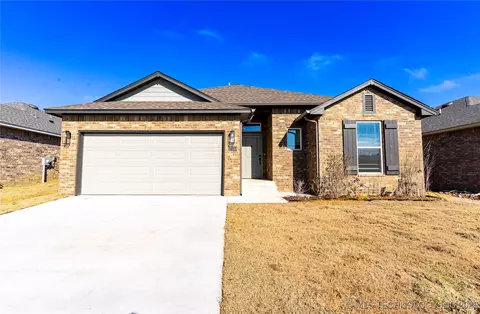 27135 E 109th St S, Coweta, OK 74429