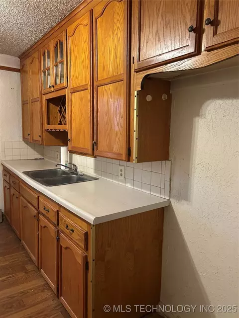 Kitchen - 247 E 28th Street North N, Tulsa, OK 74114 photo 2 of 2