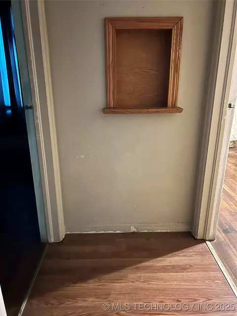 Entry Way - 247 E 28th Street North N, Tulsa, OK 74114 photo 1 of 1