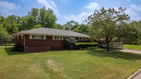 912 Maxwell NW, Ardmore, OK 73401