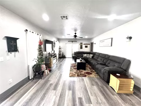 421298 E 1168 Rd, Eufaula, OK 74432 photo 7