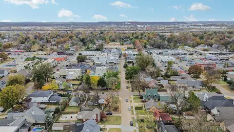 1404 E 35th St, Tulsa, OK 74105 photo 6