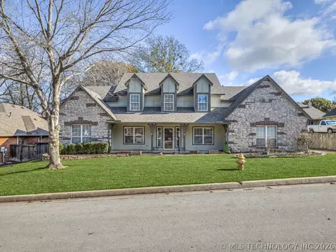 12512 S 18th Cir E, Jenks, OK 74037
