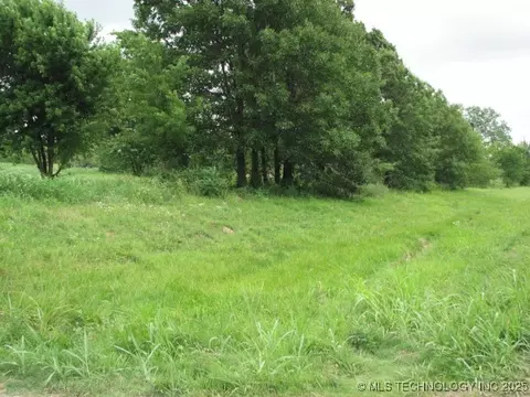 20958 Gardenia Pl, Okmulgee, OK 74447