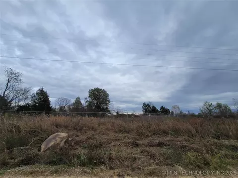 5 S 4190 Rd, Eufaula, OK 74432 photo 3