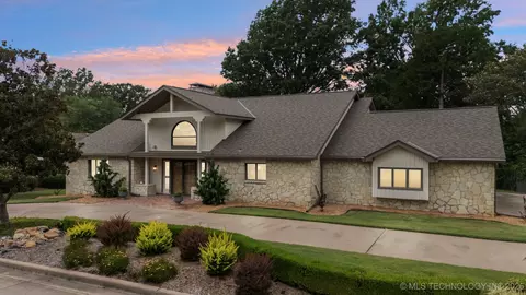 2505 Glynnwood Dr, Bartlesville, OK 74006