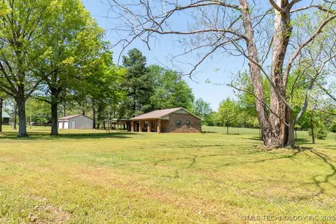 2703 E 2010 Rd, Hugo, OK 74743 photo 25