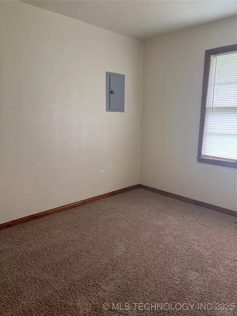 1000 E 6th St S, Ada, OK 74820 photo 5