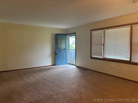 1000 E 6th St S, Ada, OK 74820 photo 2