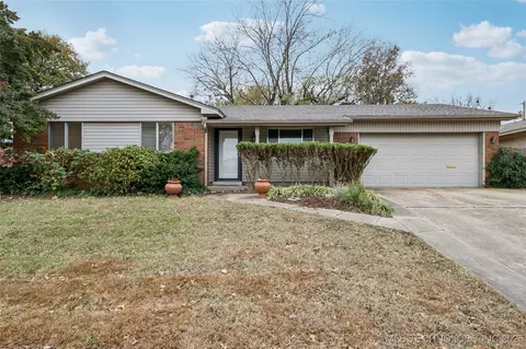 1138 N Fern Ave, Broken Arrow, OK 74012