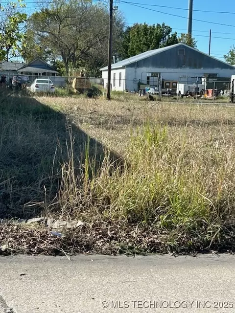 125 NW Jennings Ave, Bartlesville, OK 74003