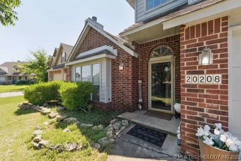 20208 E 37th St S, Broken Arrow, OK 74014