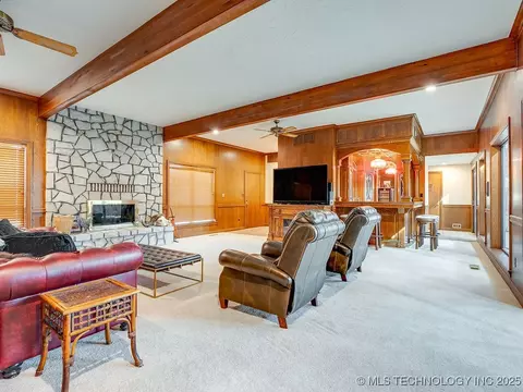 Living - 100 E Kings, Ada, OK 74820 photo 8 of 8