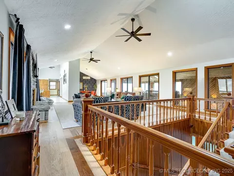 Entry Way - 100 E Kings, Ada, OK 74820 photo 4 of 9