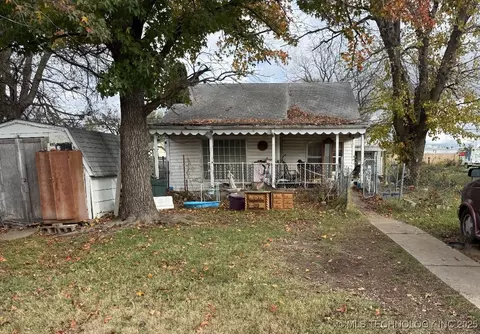 107 N Orphan St, Pryor, OK 74361