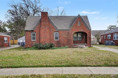 2007 S Delaware Pl, Tulsa, OK 74104