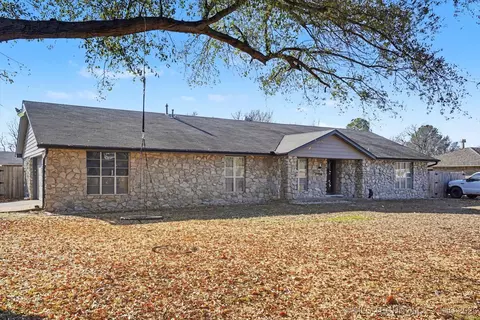 12664 E 129th St S, Broken Arrow, OK 74011