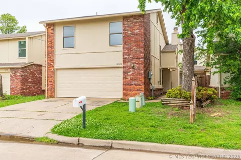 12923 E 28th Pl, Tulsa, OK 74134