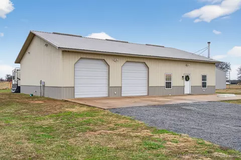 29719 E 770 Rd, Wagoner, OK 74467