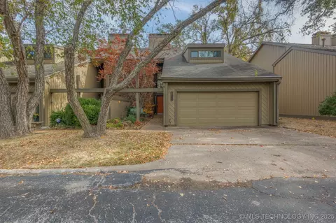 6013 S Atlanta Avenue 2, Tulsa, OK 74105