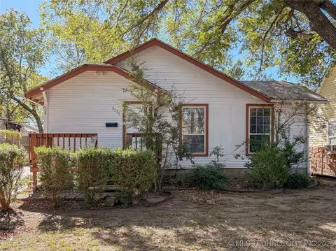 2220 W 40th St, Tulsa, OK 74107