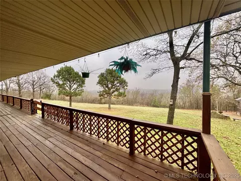 Exterior - 413804 E 1212 Rd, Eufaula, OK 74432 photo 6 of 19