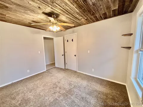 Bedroom - 413804 E 1212 Rd, Eufaula, OK 74432 photo 1 of 5