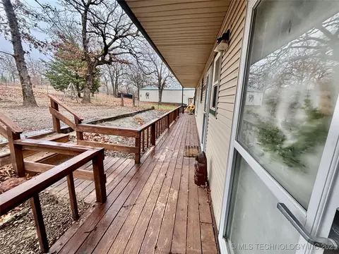 Exterior - 413804 E 1212 Rd, Eufaula, OK 74432 photo 8 of 19
