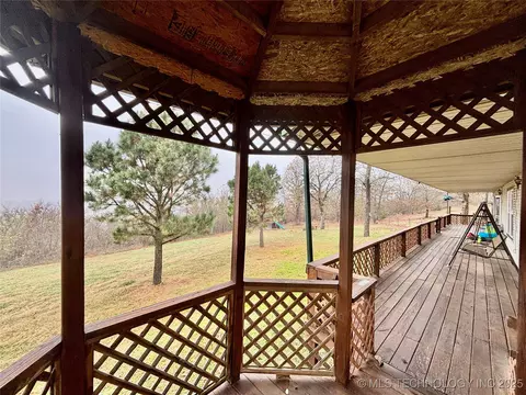 Exterior - 413804 E 1212 Rd, Eufaula, OK 74432 photo 3 of 19