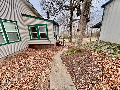 Exterior - 413804 E 1212 Rd, Eufaula, OK 74432 photo 10 of 19