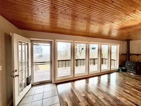 Living - 413804 E 1212 Rd, Eufaula, OK 74432 photo 1 of 4