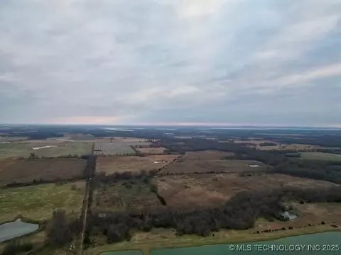 210 W 1010, Council Hill, OK 74428