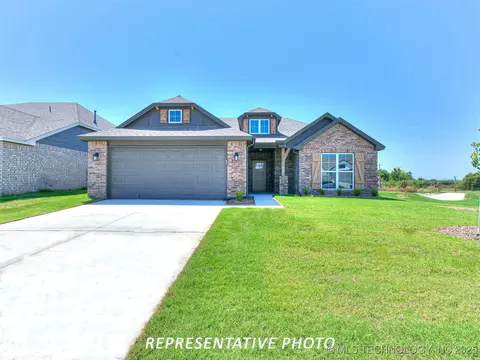 3401 E 153rd St S, Bixby, OK 74008