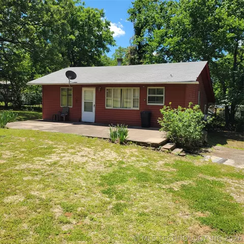 33358 E 700 Rd, Wagoner, OK 74467