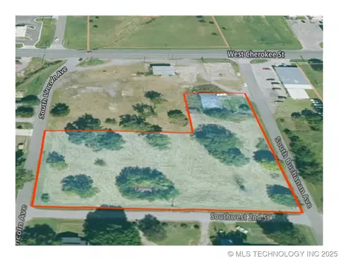 SW 2nd Street, Wagoner, OK 74467