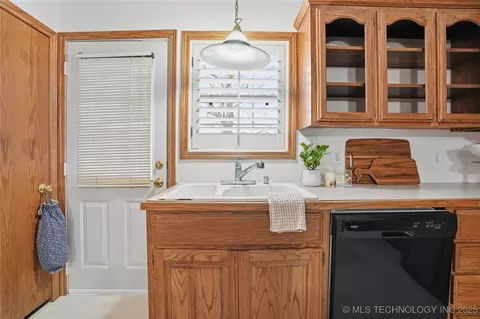 Other - 1417 E Oak St, Cushing, OK 74023 photo 6 of 12