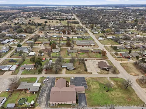 View/Area - 1417 E Oak St, Cushing, OK 74023 photo 5 of 5