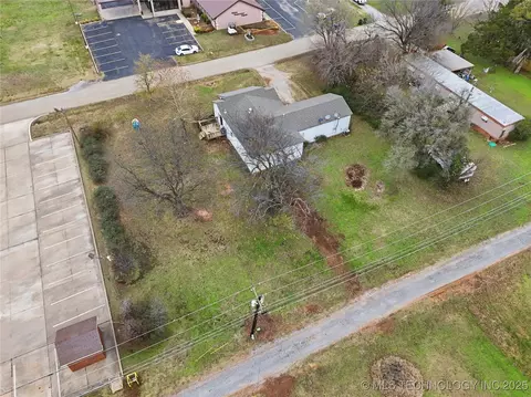 View/Area - 1417 E Oak St, Cushing, OK 74023 photo 3 of 5