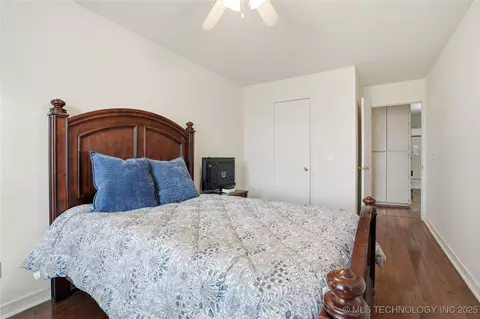 Bedroom - 1417 E Oak St, Cushing, OK 74023 photo 8 of 8
