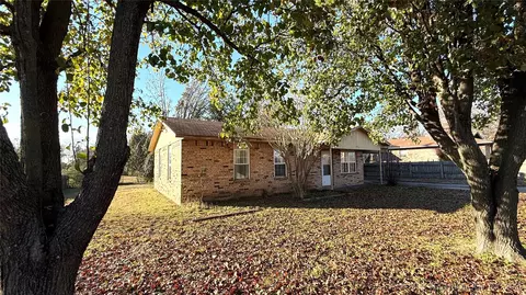 502 S Cedar Ave, Tahlequah, OK 74464