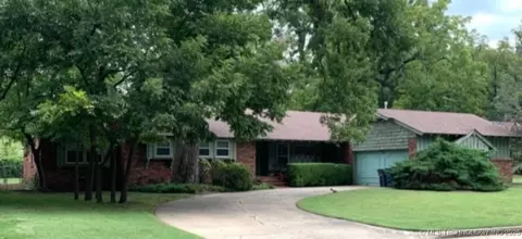 1625 E 43rd Pl S, Tulsa, OK 74105 photo 1