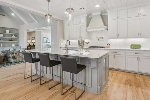 Kitchen - 101 E 165th St S, Glenpool, OK 74033 photo 3 of 5