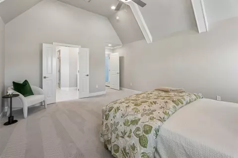 Bedroom - 101 E 165th St S, Glenpool, OK 74033 photo 3 of 18